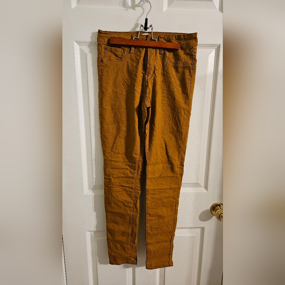 Stretchy pants